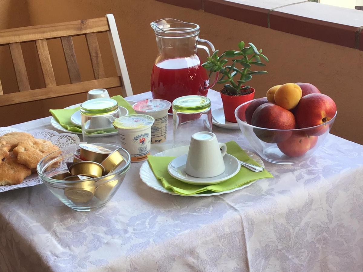 L'Asfodelo Bed & Breakfast Ла Мадалена Екстериор снимка