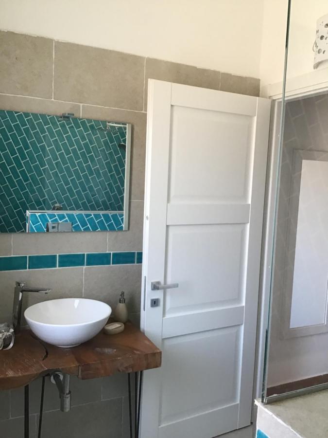 L'Asfodelo Bed & Breakfast Ла Мадалена Екстериор снимка