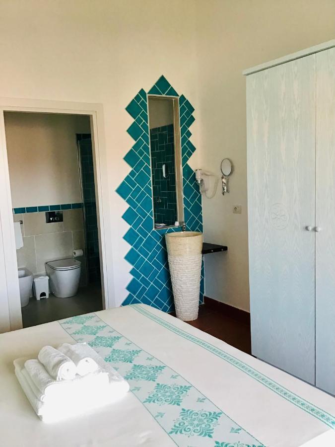 L'Asfodelo Bed & Breakfast Ла Мадалена Екстериор снимка