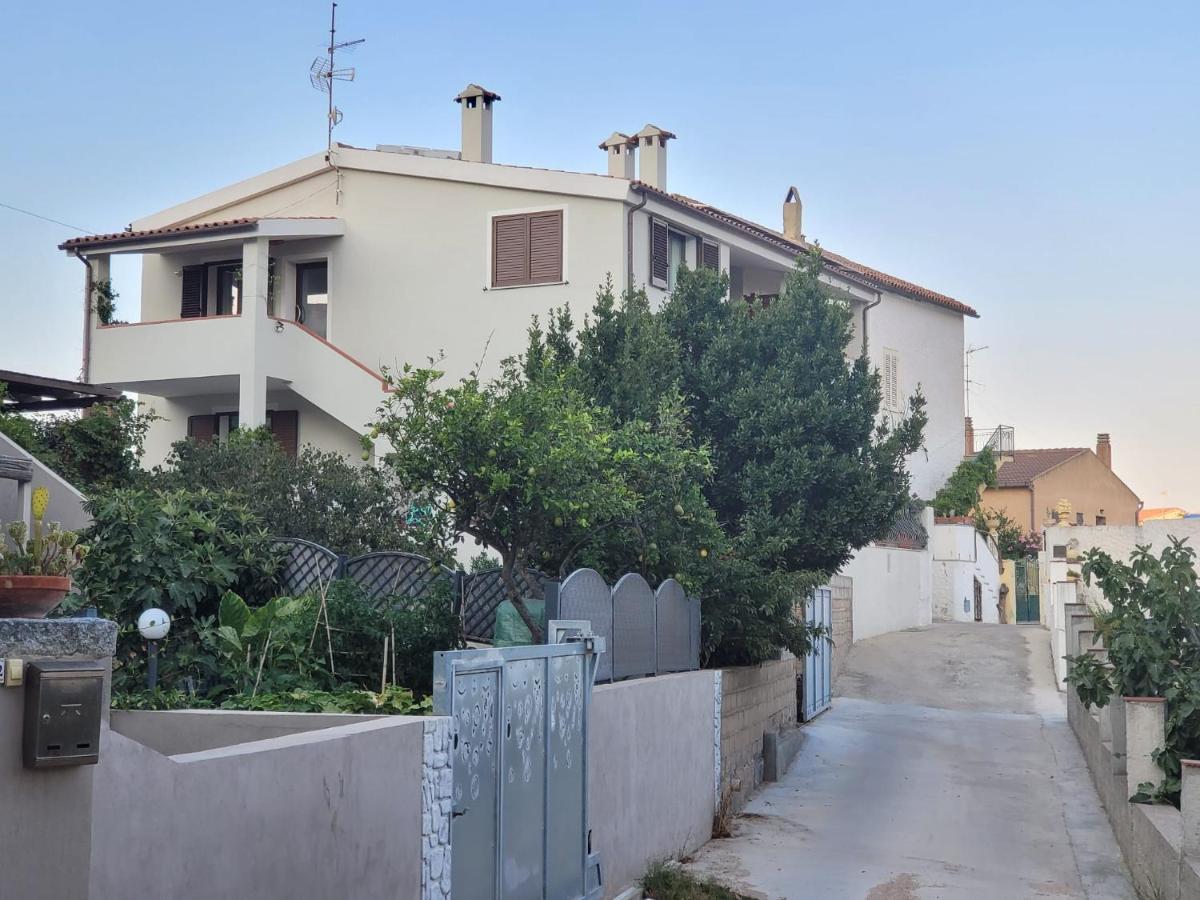 L'Asfodelo Bed & Breakfast Ла Мадалена Екстериор снимка